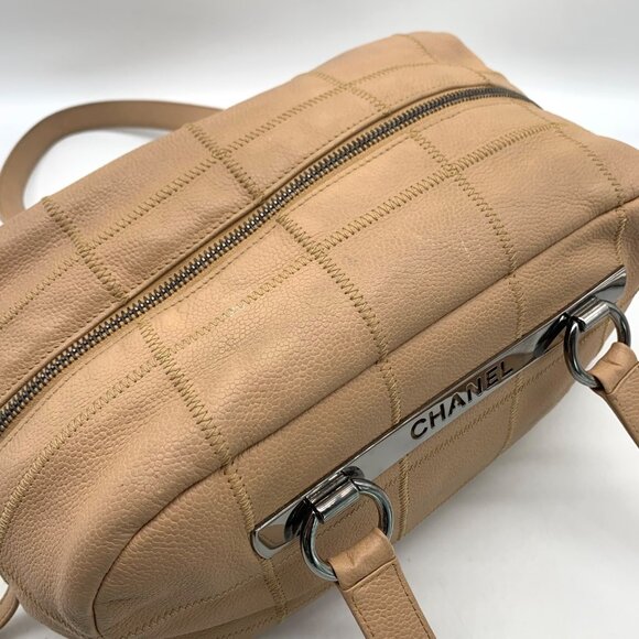 Chanel Beige Square Quilted Caviar Leather LAX Bowler Bag - Picture 11 of 13